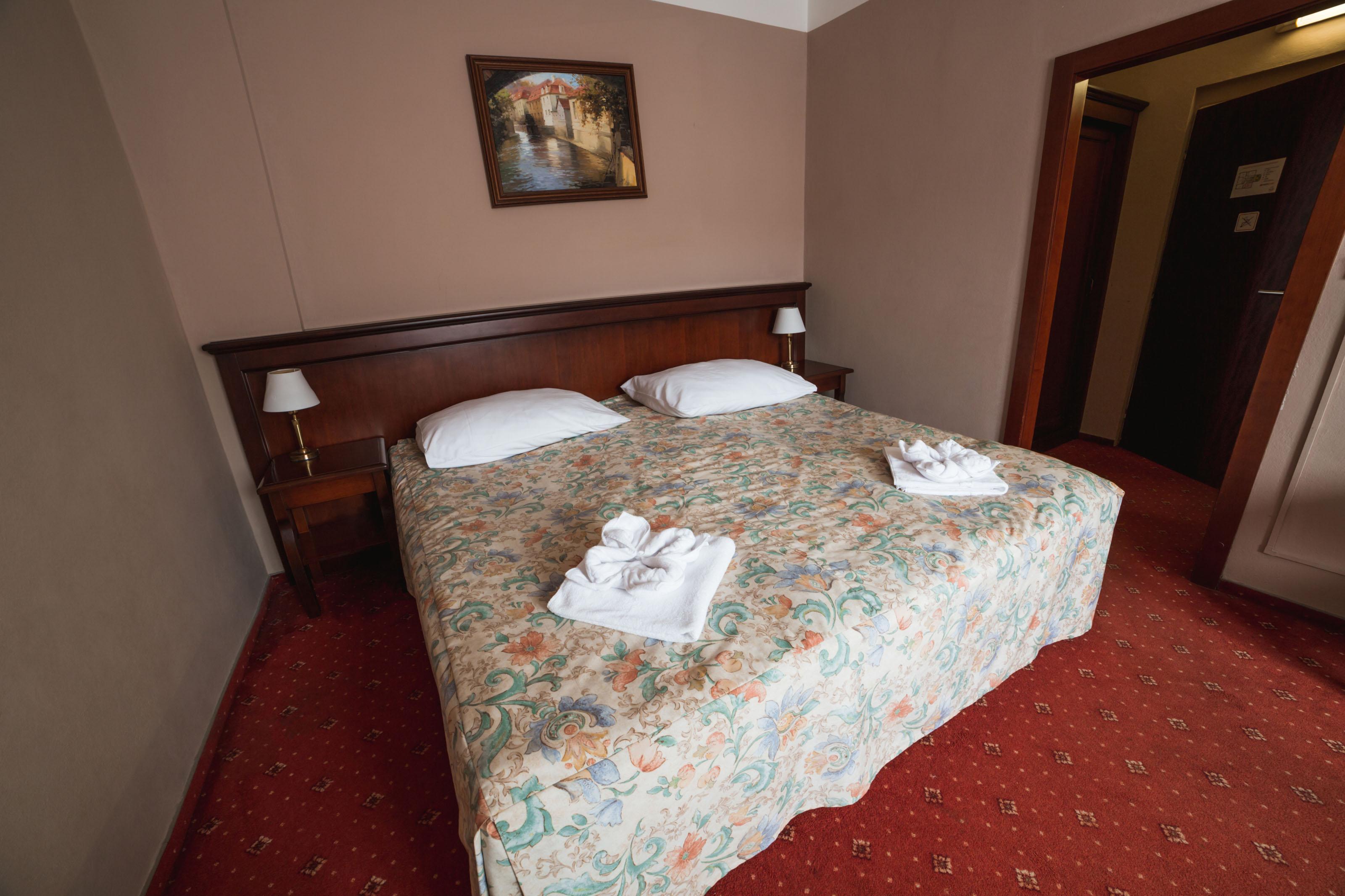 Hotel Dalimil Praha Bagian luar foto