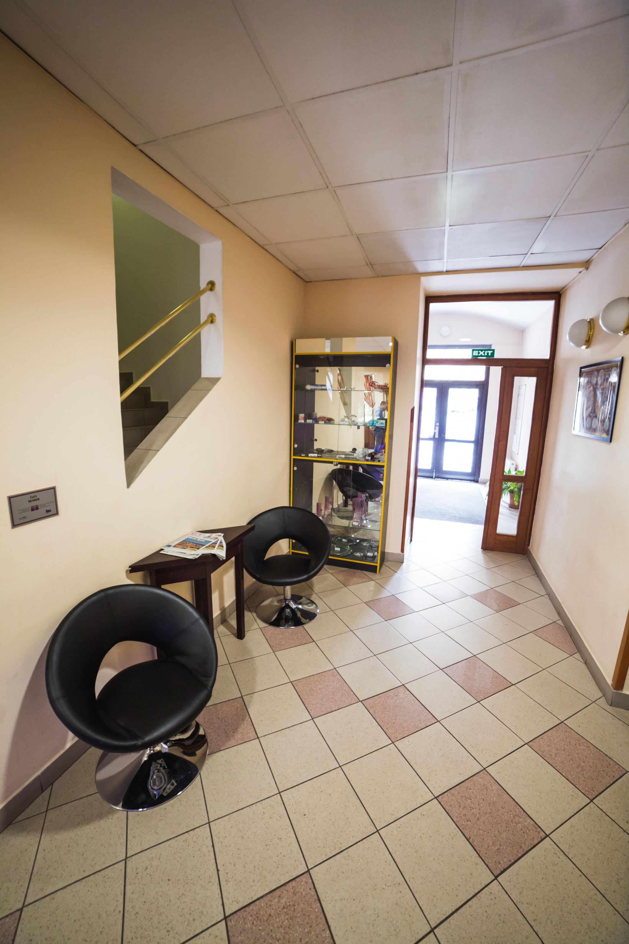 Hotel Dalimil Praha Bagian luar foto