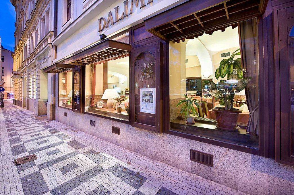 Hotel Dalimil Praha Bagian luar foto