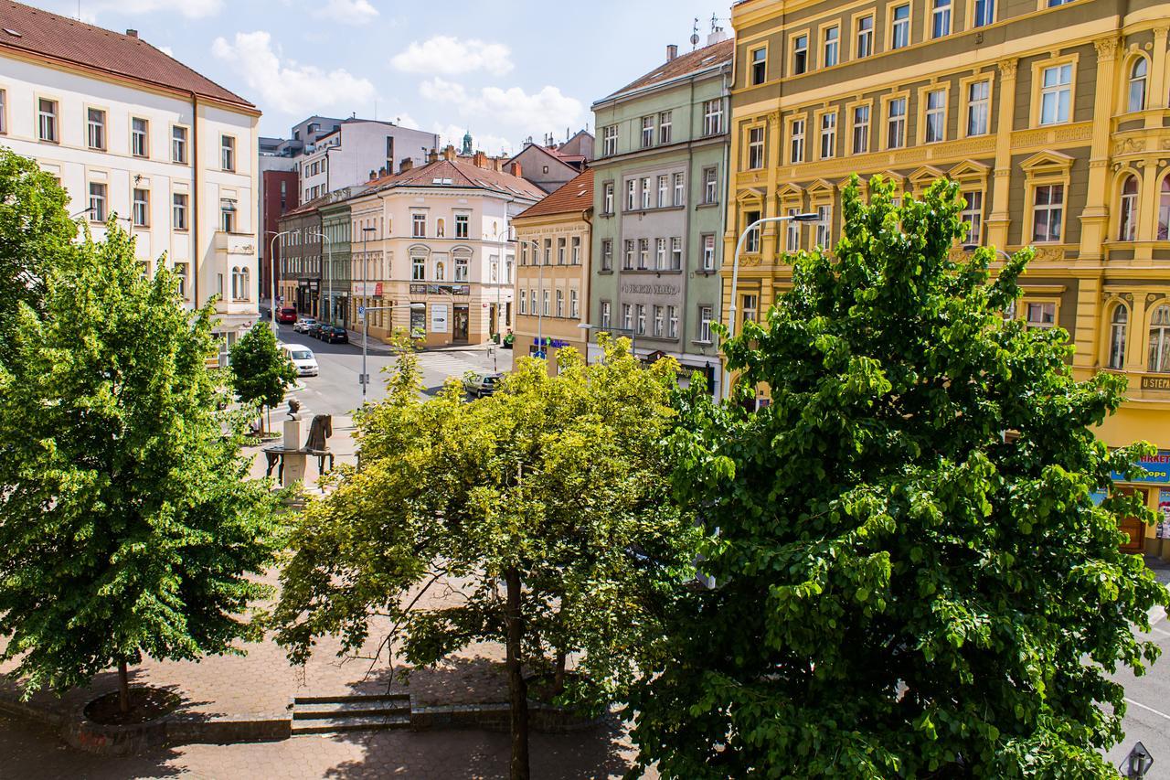 Hotel Dalimil Praha Bagian luar foto
